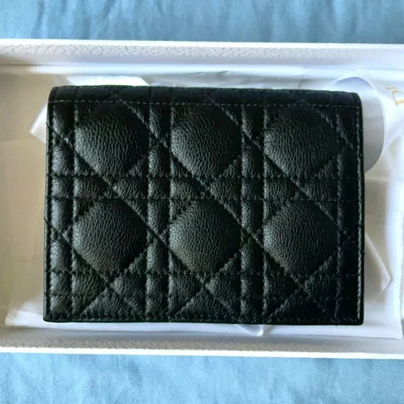 🔥🔥 DIOR XL wallet + box, dust bag and ribbon! - Picture 9 of 12